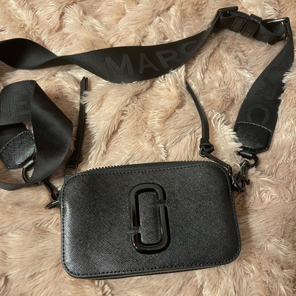 Marc Jacobs camera bag
